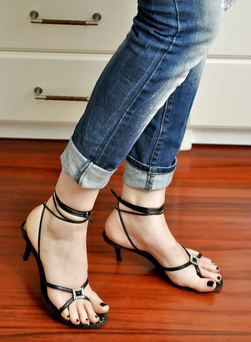 20P Digitalism24 sexy feet and shoes 6