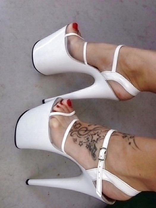 20P Digitalism24 sexy feet and shoes 6