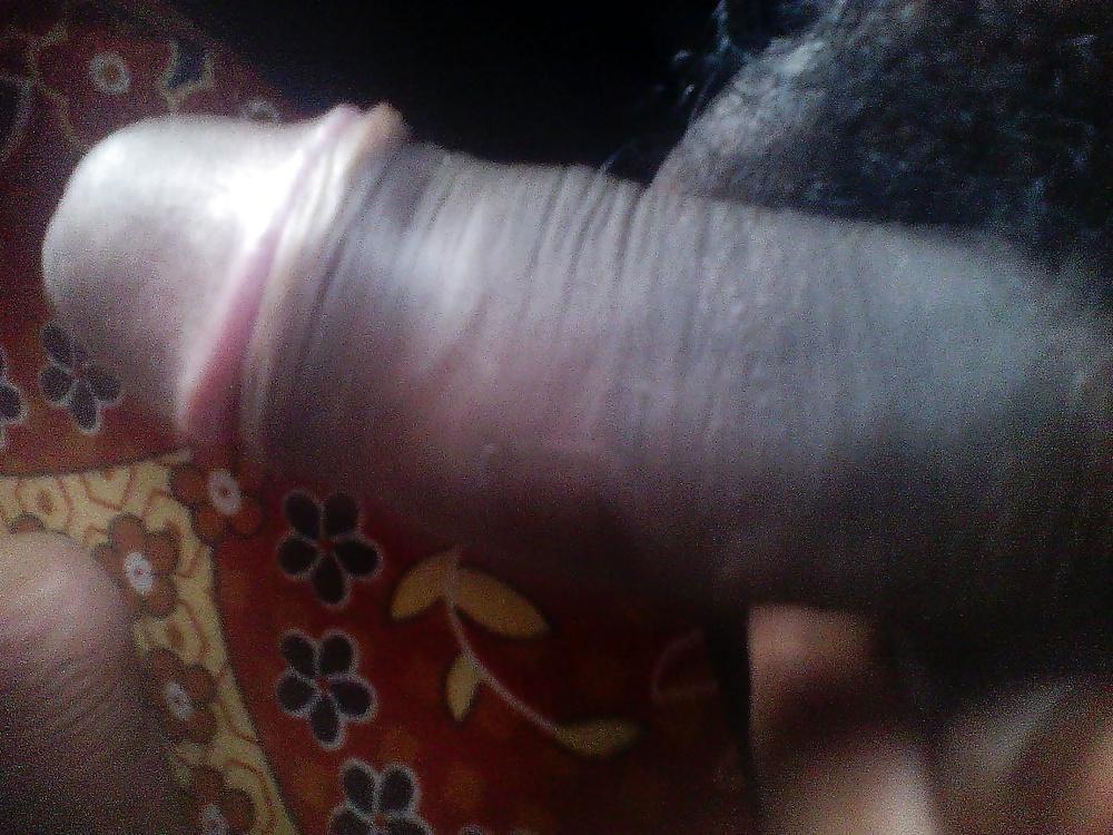 11P Monster dick