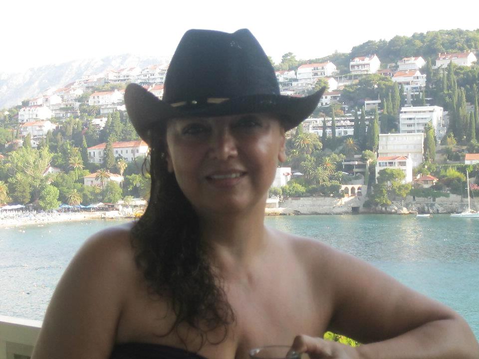 25P Irany MILFS