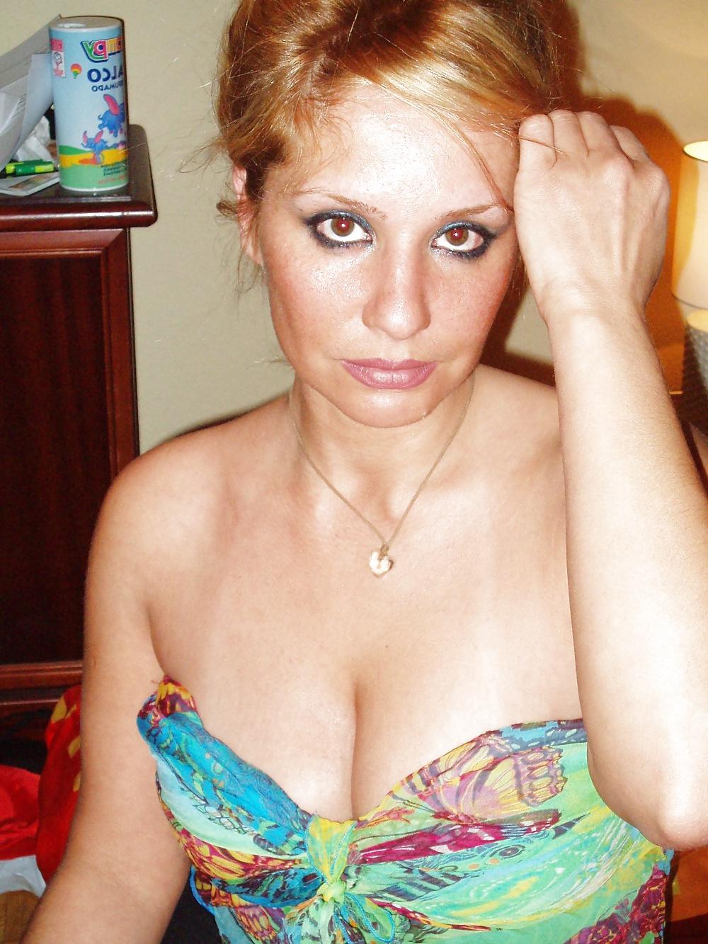 25P Irany MILFS