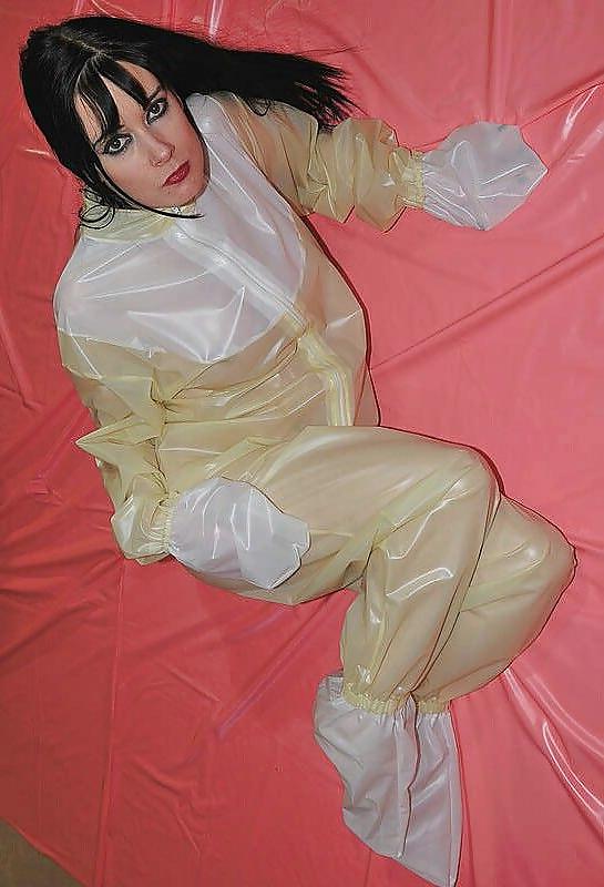 13P Plastic ,pvc upload helle