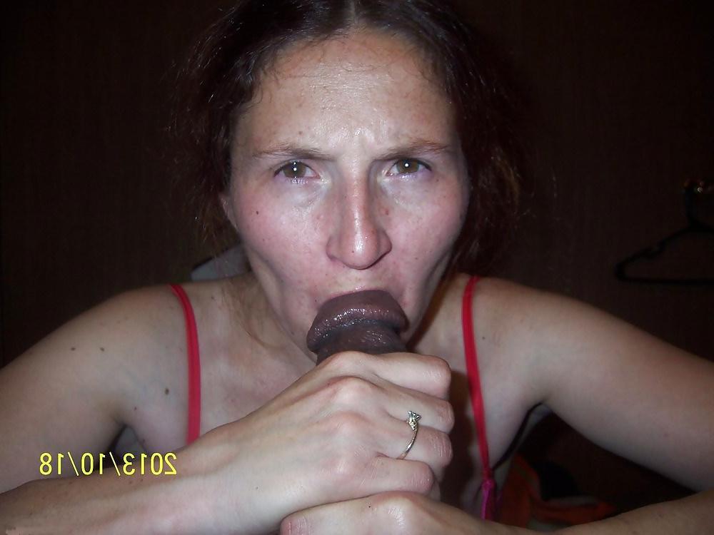 10P CHEATING WHITE MATURE BBC BLOWJOB MEAT