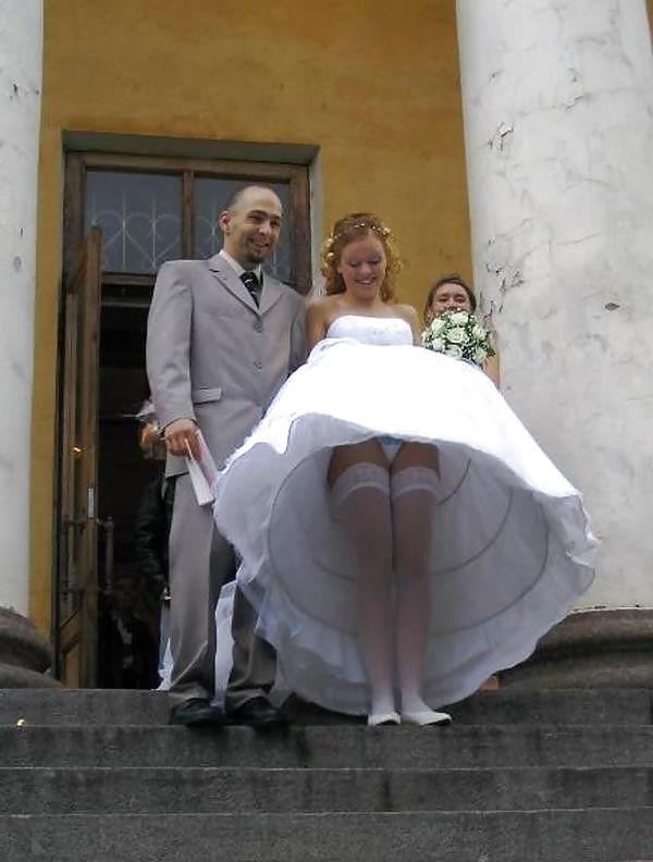 25P Braut Upskirt 2