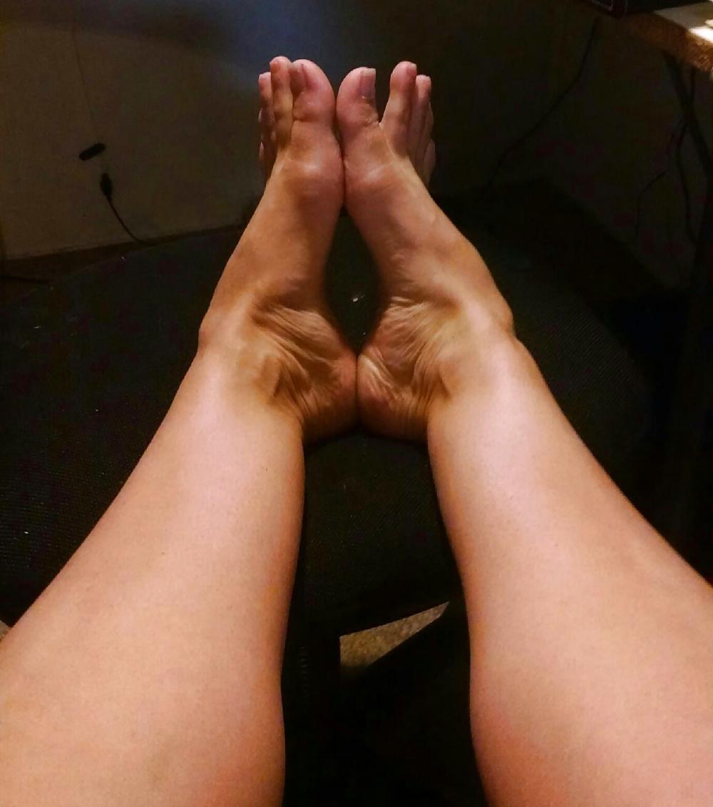 14P Ass and feet