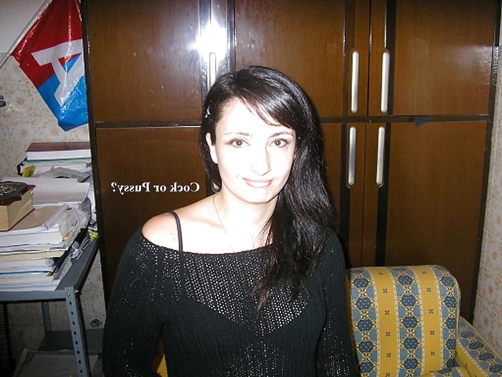 25P Dressed, Undressed Female or Shemale Cock or Pussy? 01