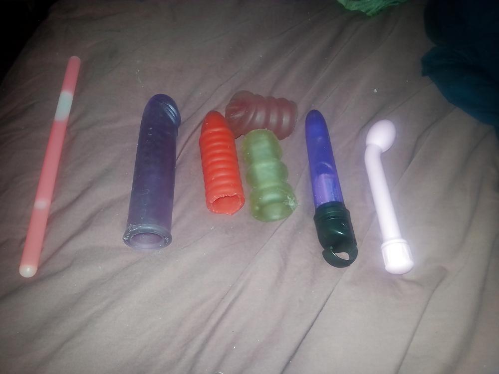 4P My sex toys yea ik its not much