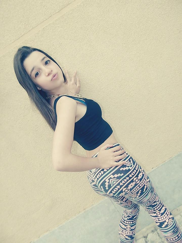 17P Sexy cute teen.