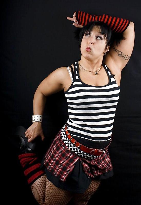 25P Wrestling Female 'L' (Non Nude)