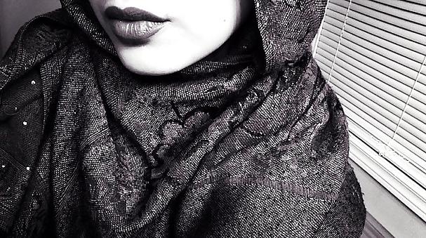 25P Hijabis-leave your nasty comments