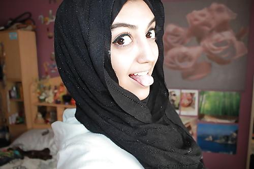 25P Hijabis-leave your nasty comments