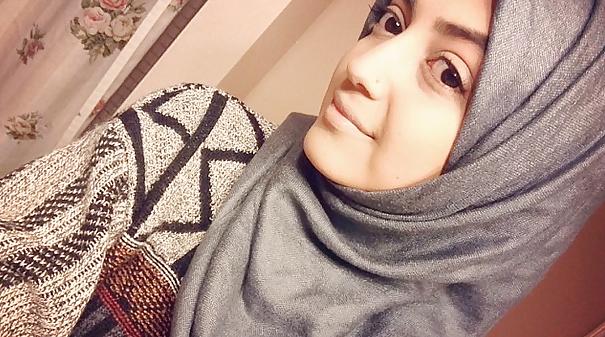 25P Hijabis-leave your nasty comments