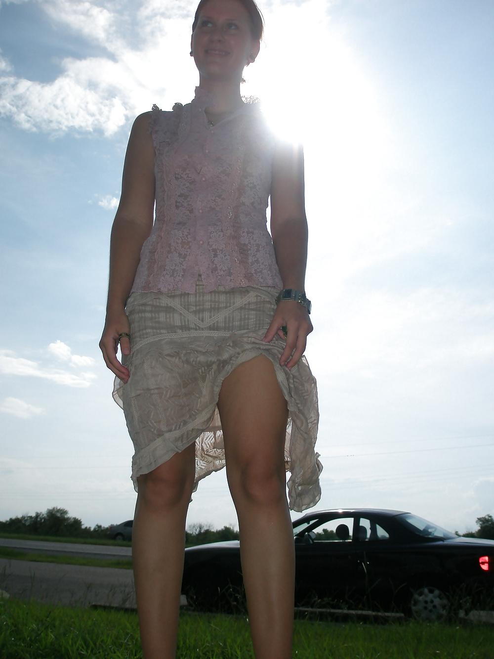 25P More Nude in Public Wife