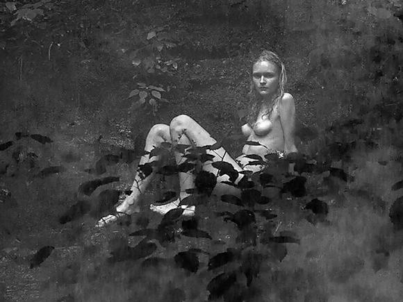 10P Anni Jurgenson Topless