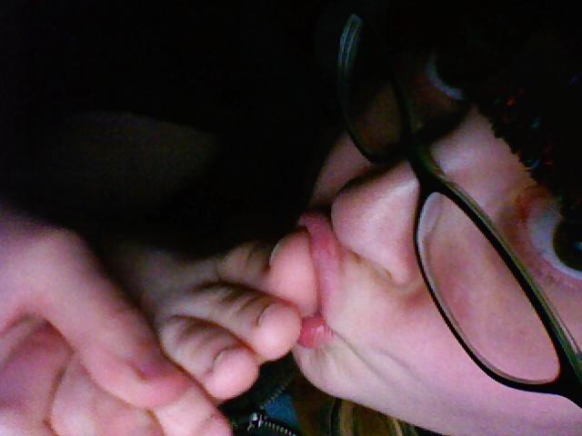 25P More Sexy Feet