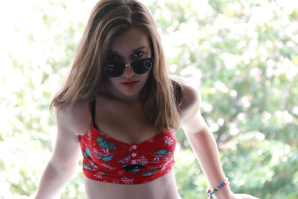 19P French Bitch in Bikini