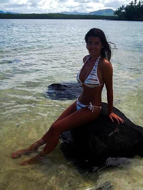 19P French Bitch in Bikini