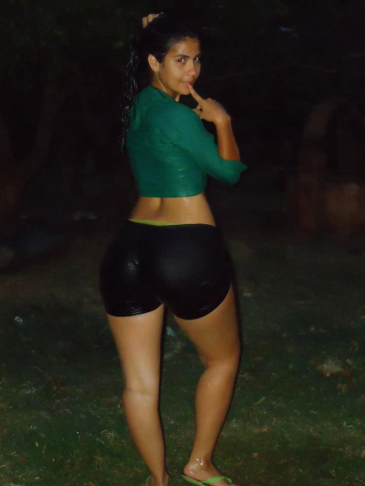 9P Hot bitch brunette
