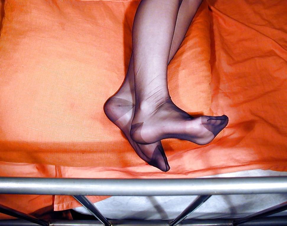 25P Mouthwatering Stocking Feet