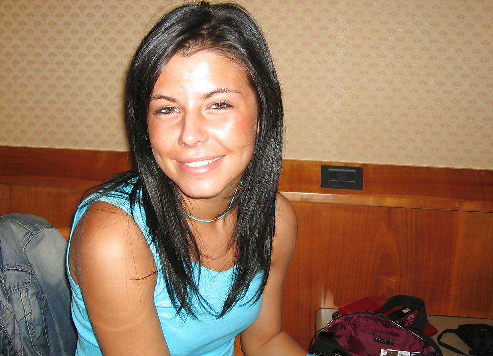 25P Teens Real Name Is Federica !