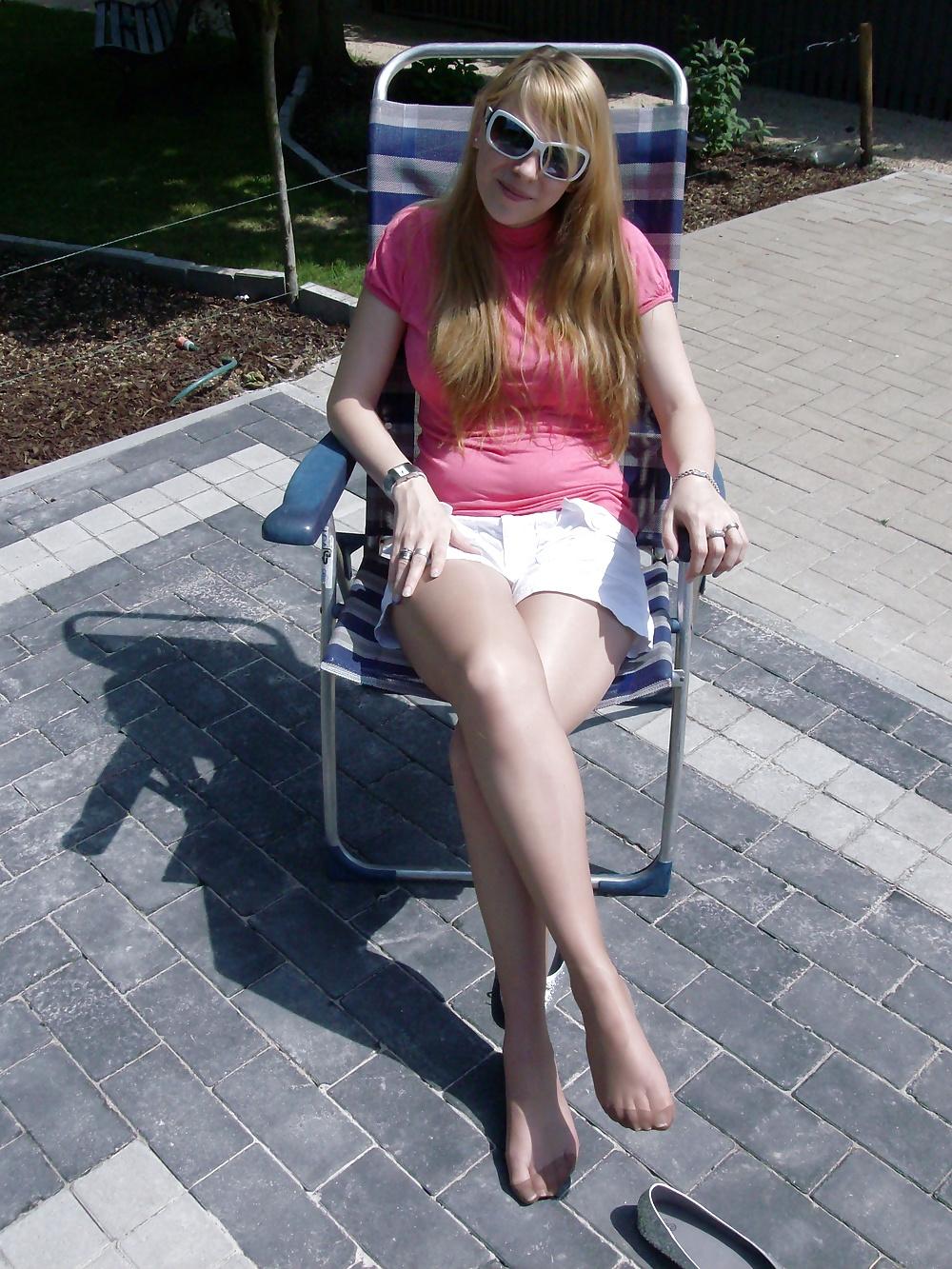 14P Pantyhose Foot Goddess 4