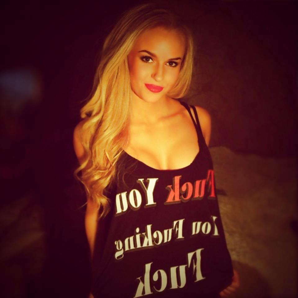 25P Anna Nystrom - Instagram Goddess