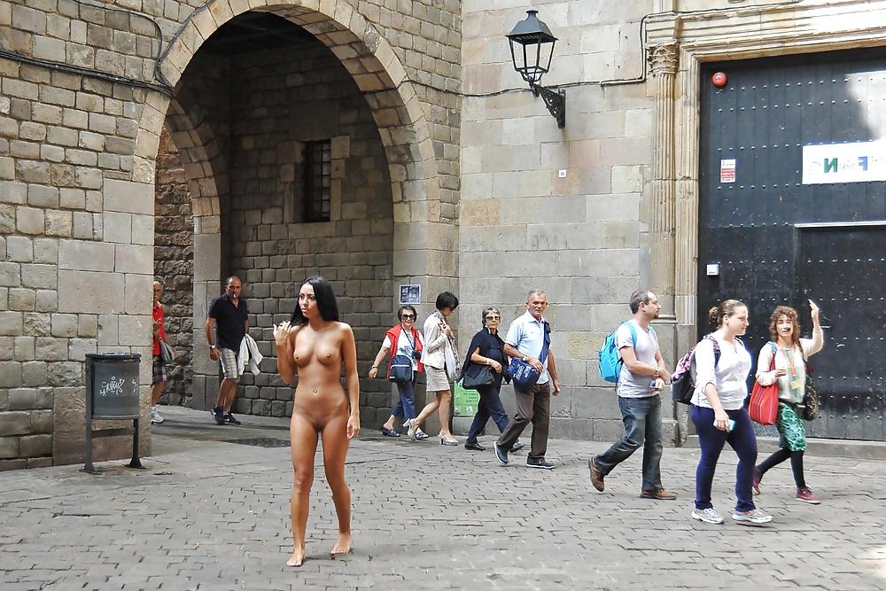 25P Nude in public 31