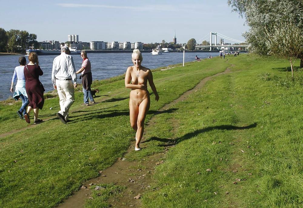 25P Nude in public 31
