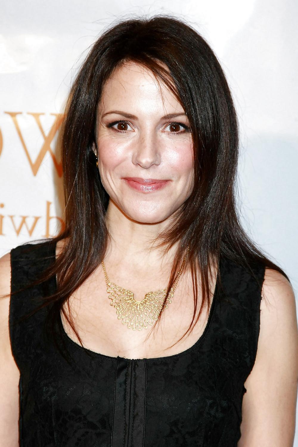 23P Mary-Louise Parker-MILF Goddess