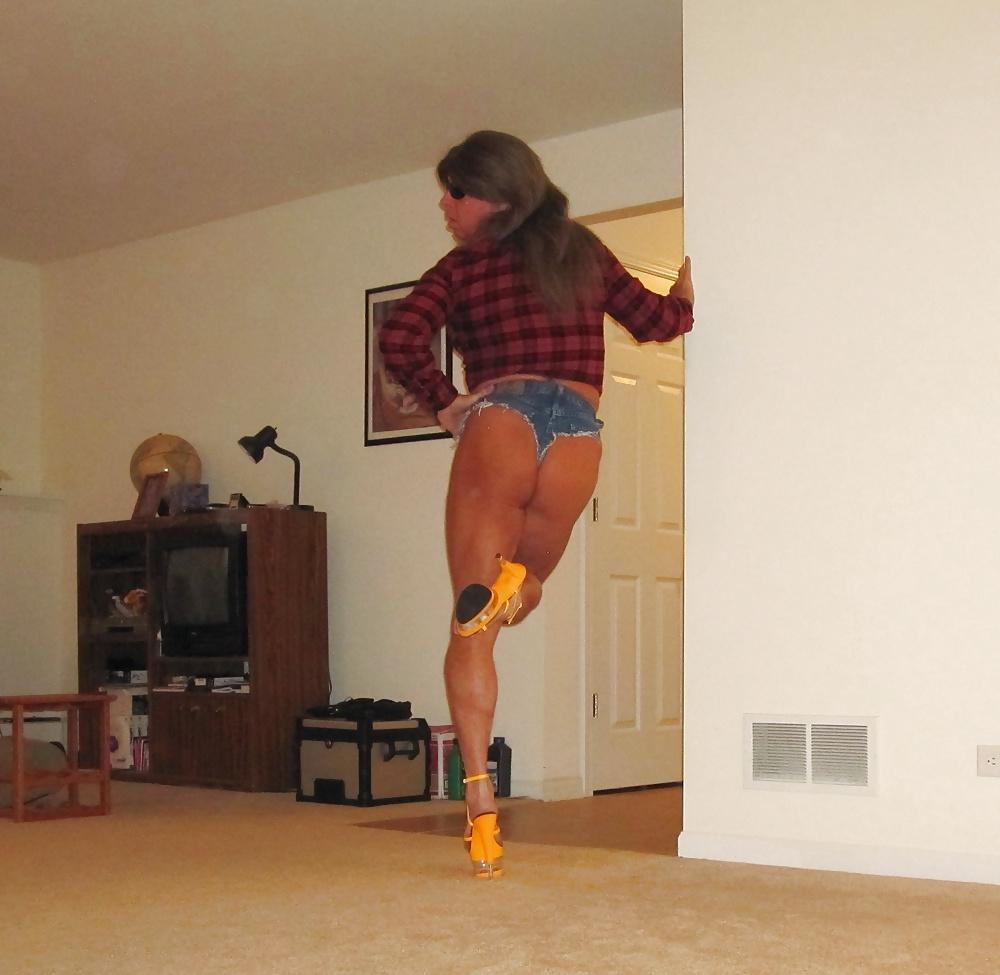 5P Rachel St.Clair Tomboy Bitch in Daisy Dukes