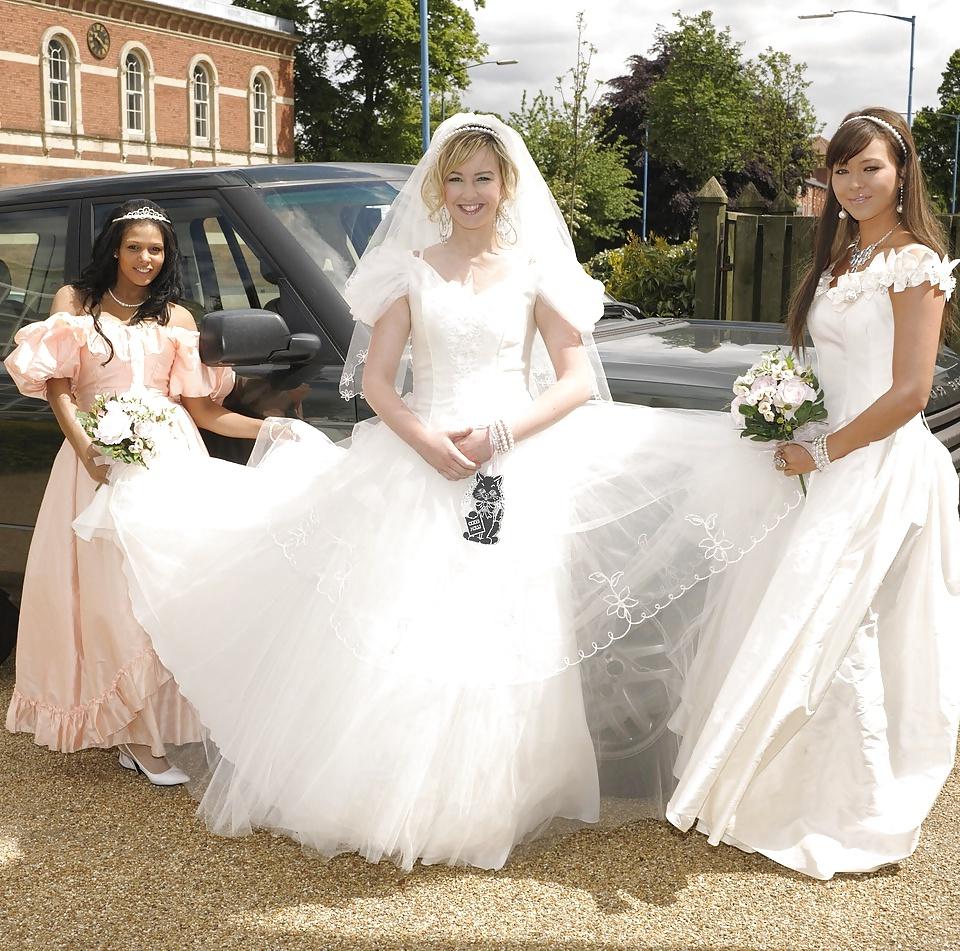 11P Lesbian bride