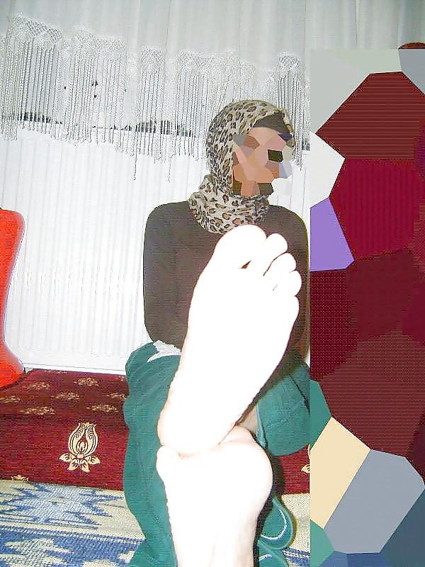 6P Turkish Hijab Feet