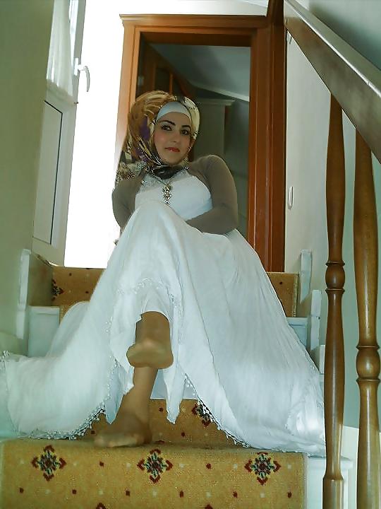 6P Turkish Hijab Feet