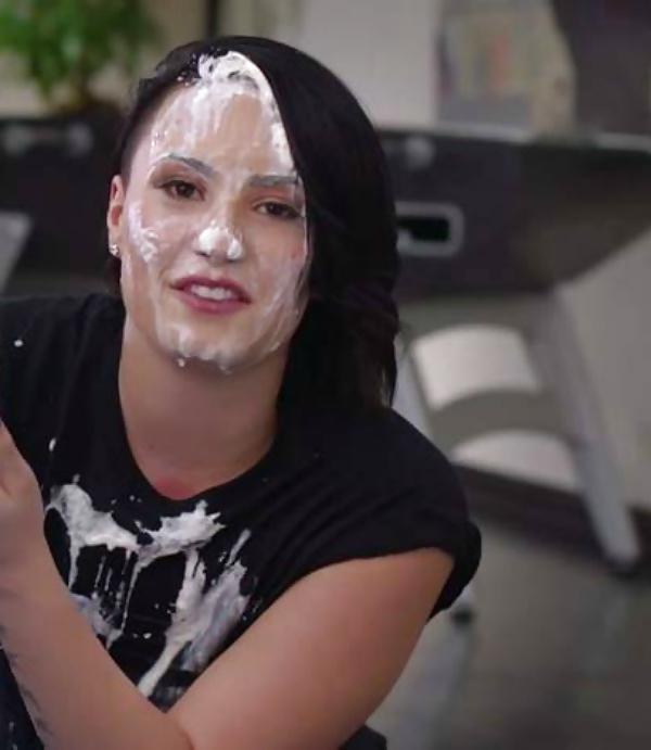25P Demi Lovato Queen Of Sluts