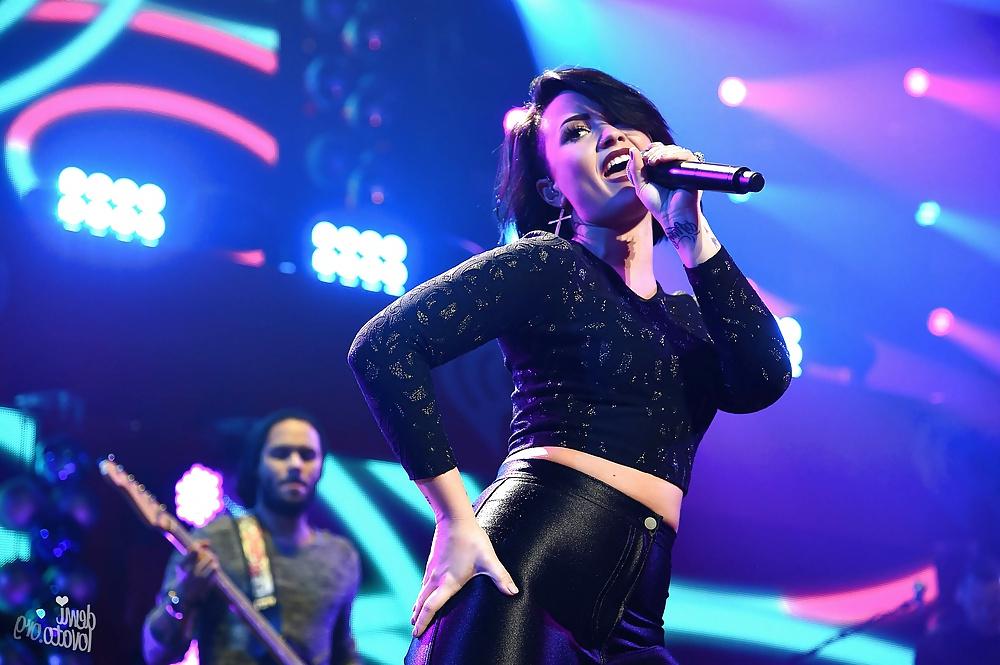 25P Demi Lovato Queen Of Sluts