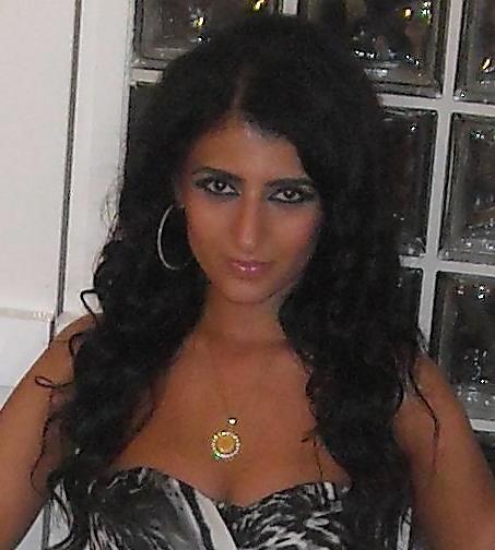 25P TURKISH 'MUSLIM' SLUT FOR BBC