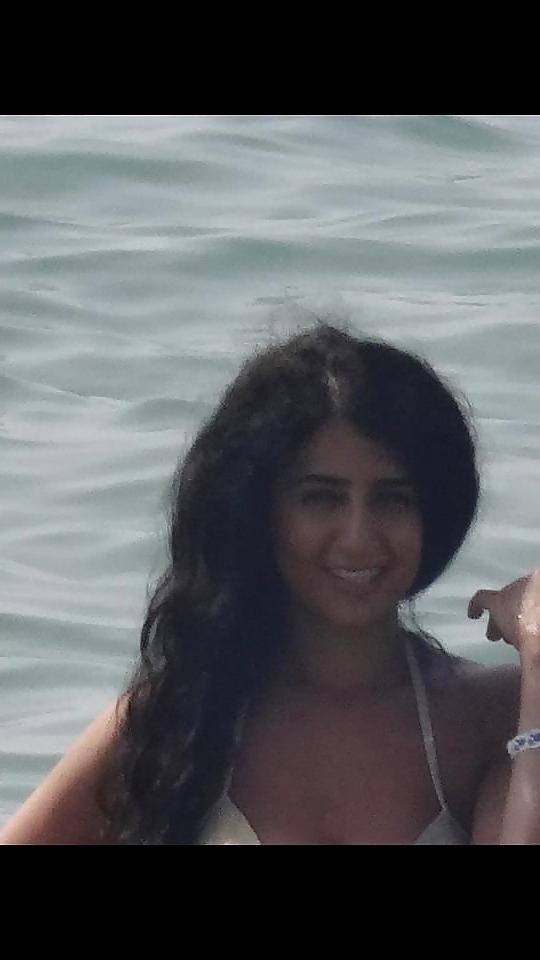 25P TURKISH 'MUSLIM' SLUT FOR BBC