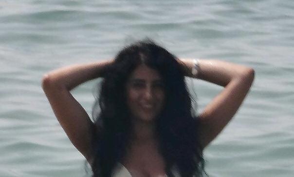 25P TURKISH 'MUSLIM' SLUT FOR BBC