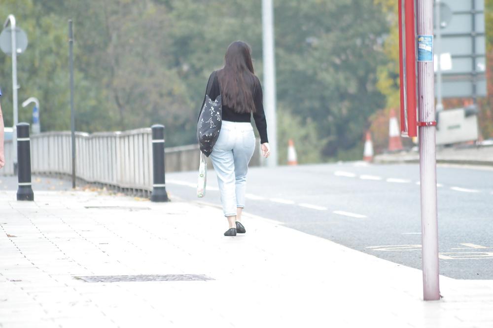 4P Chinese in Jeans