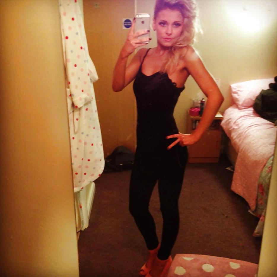 24P Nasty Blonde Spectacular Slut