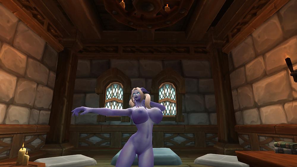 25P My sexy female draenei