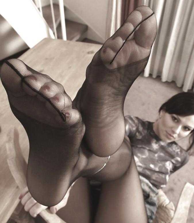 21P Nylon feet. #0