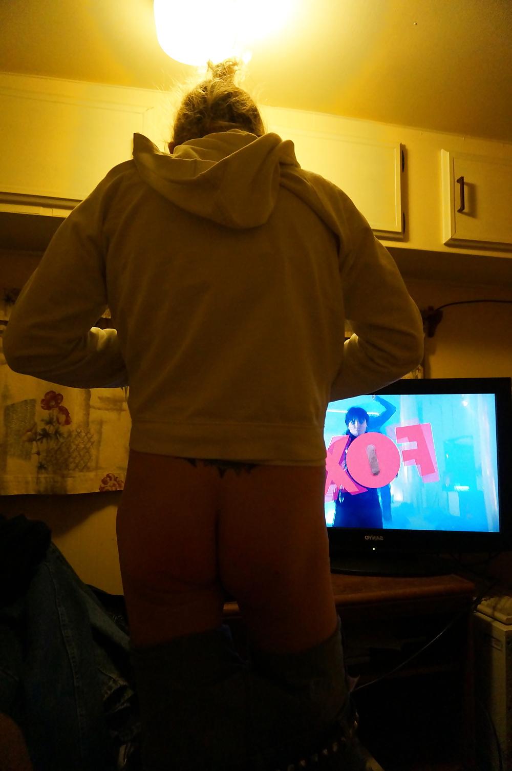 25P Nasty Slut Spanked