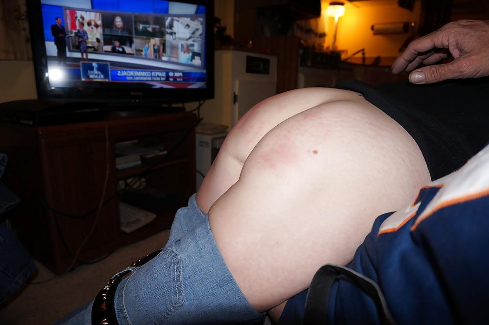 25P Nasty Slut Spanked
