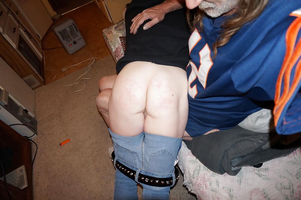 25P Nasty Slut Spanked