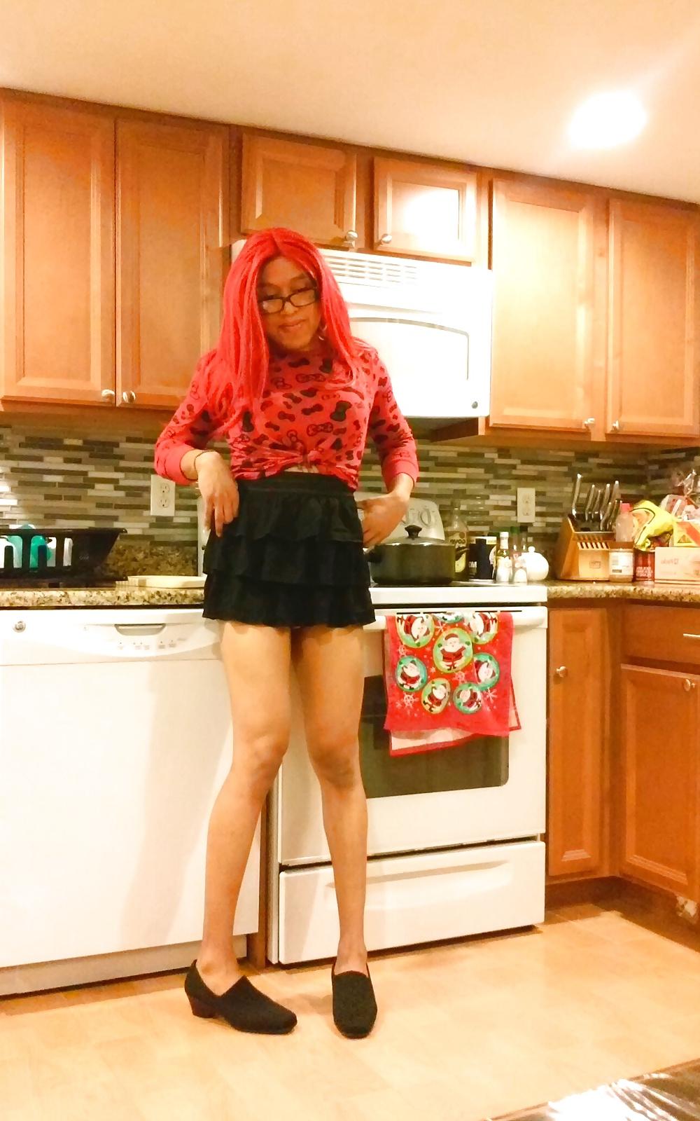 25P Sexy bitch with red hair