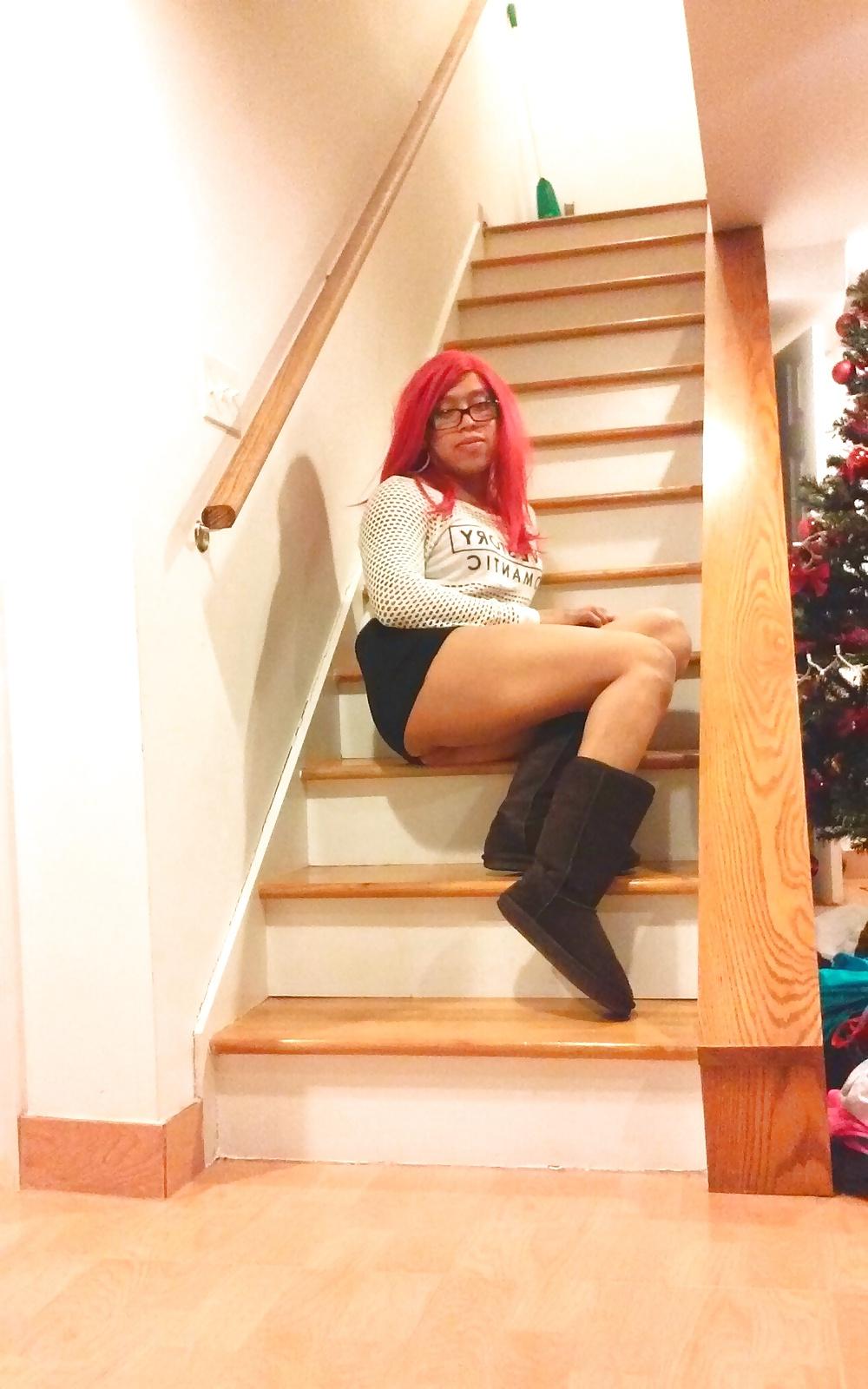 25P Sexy bitch with red hair
