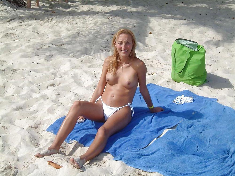 25P Blonde MILF Goddess