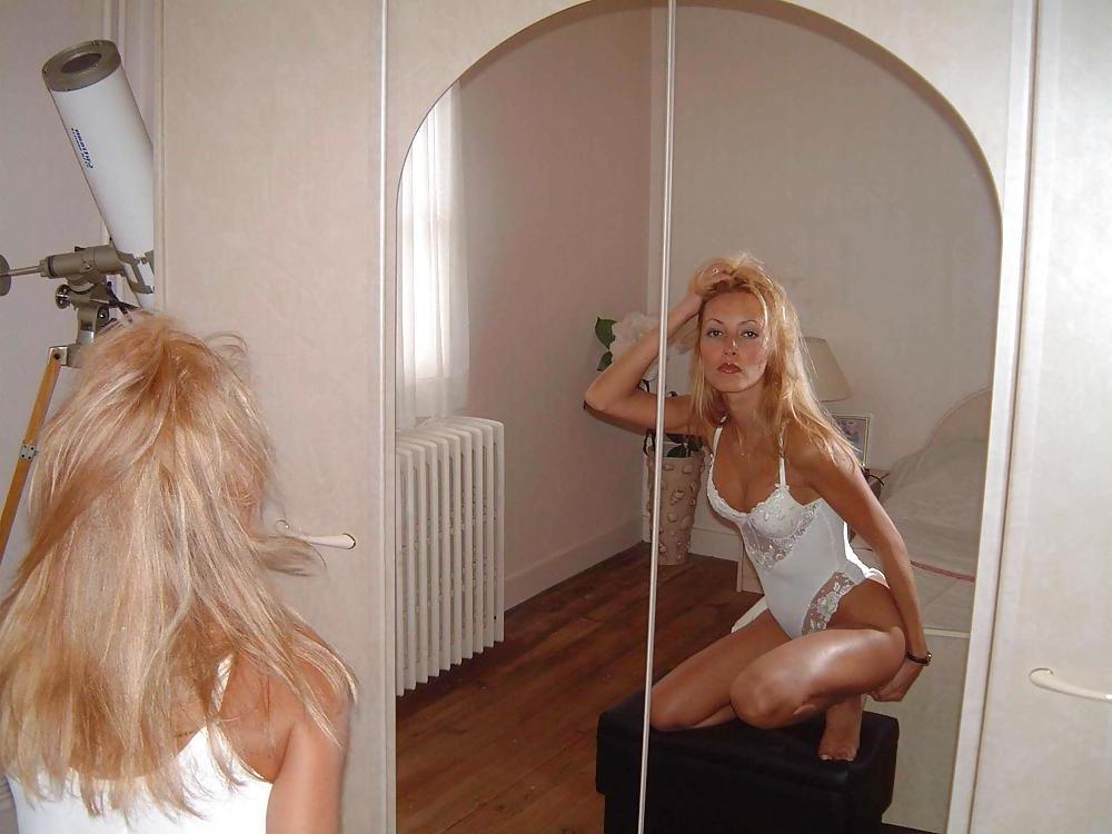 25P Blonde MILF Goddess