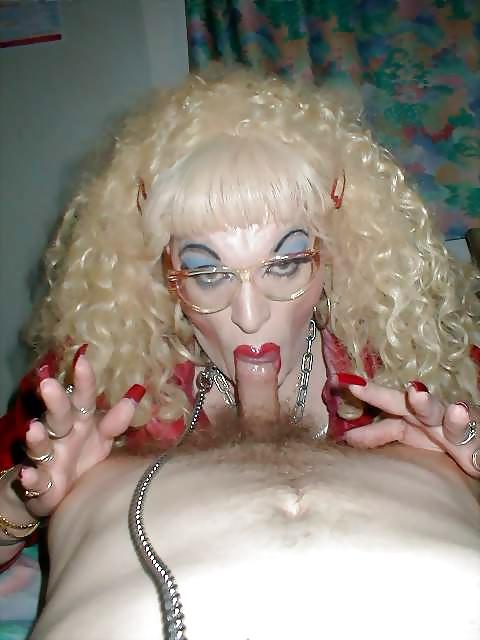 17P Fetish Bitch Isabelle für Männer